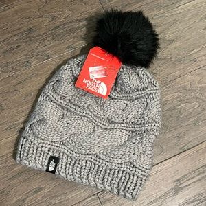 NWT North Face Triple Cable Fur Beanie Hat - OS, Metallic Silver Grey